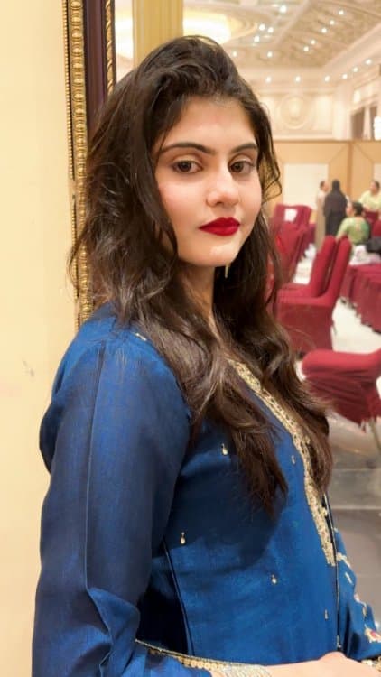 Muslim hijabi turns into hoejabi wife