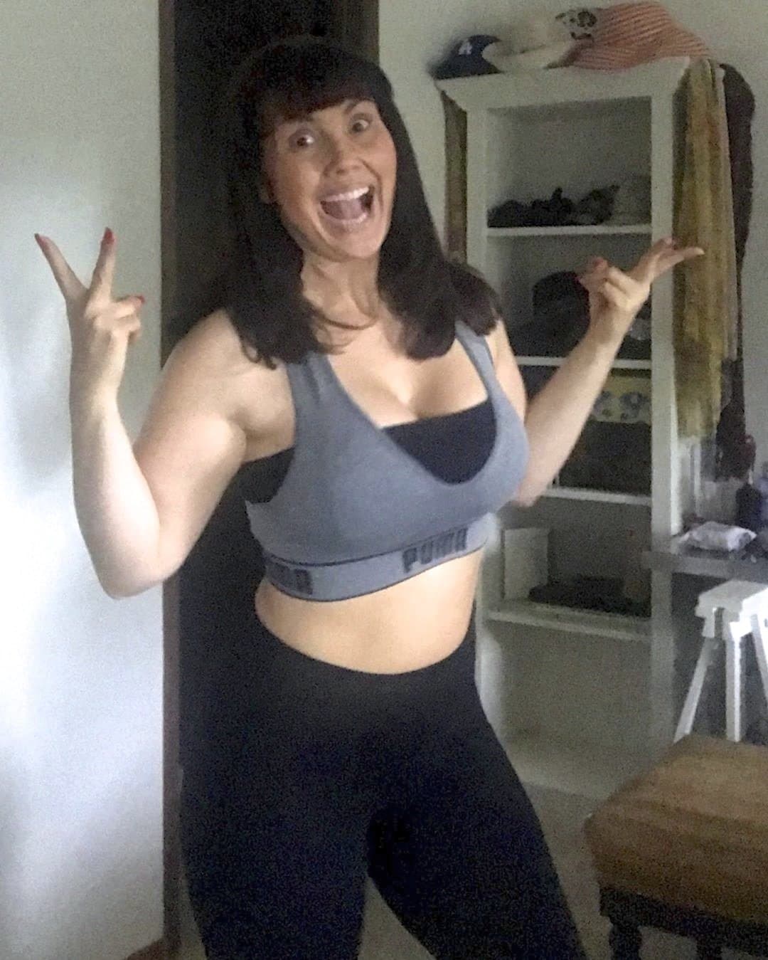 Best Friends mom Ultimate mix (Nudes,Bikini,Yoga pants, AI,Teases,lingerie,Sports bra) 100th post