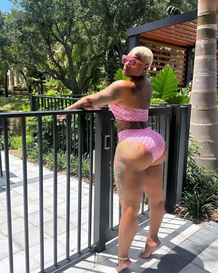 Jamaican 146 - bald head bitch