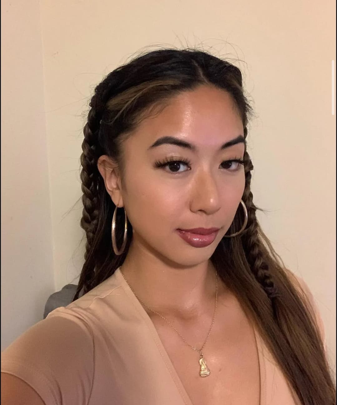 Butt plug asian creampied by white cock