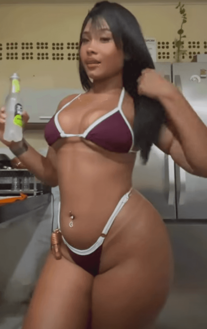 Tesão de ninfeta rabuda cintura fina do peitão grande #IG