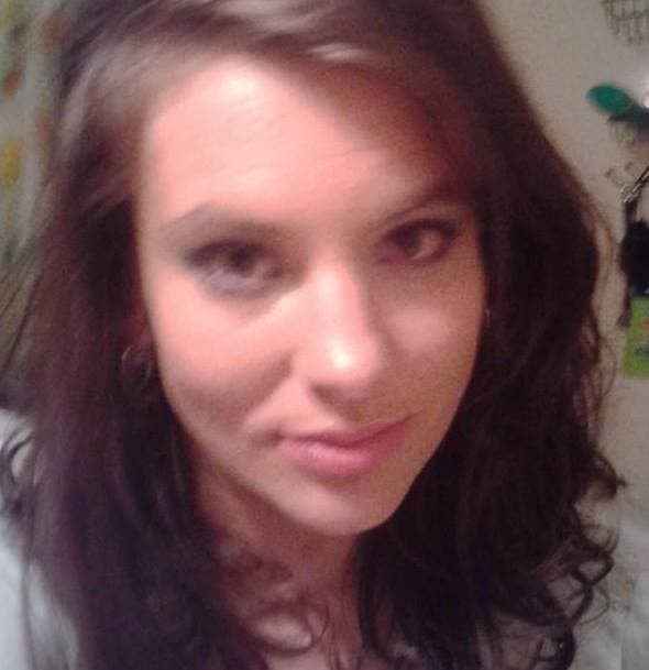 Click to view full size Wifeslut Brittany loves sucking black cocks