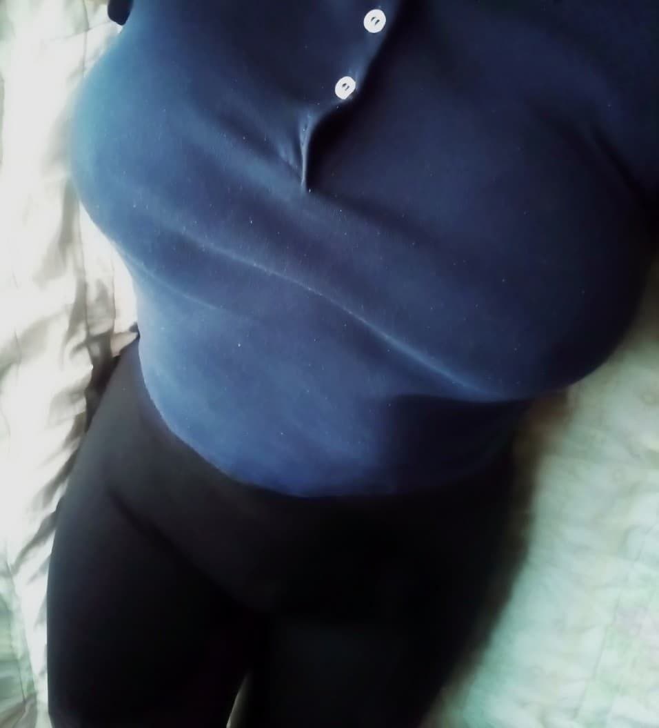 Putita de 18y con buen culo expuesta