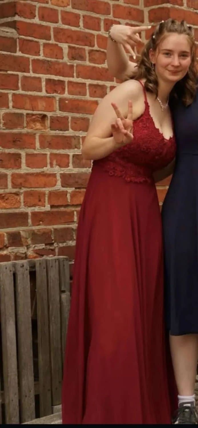 Wer möchte gern schreiben über Jara. ???‍♀️?wäre so geil wäre es freeuseslut Session im Profil