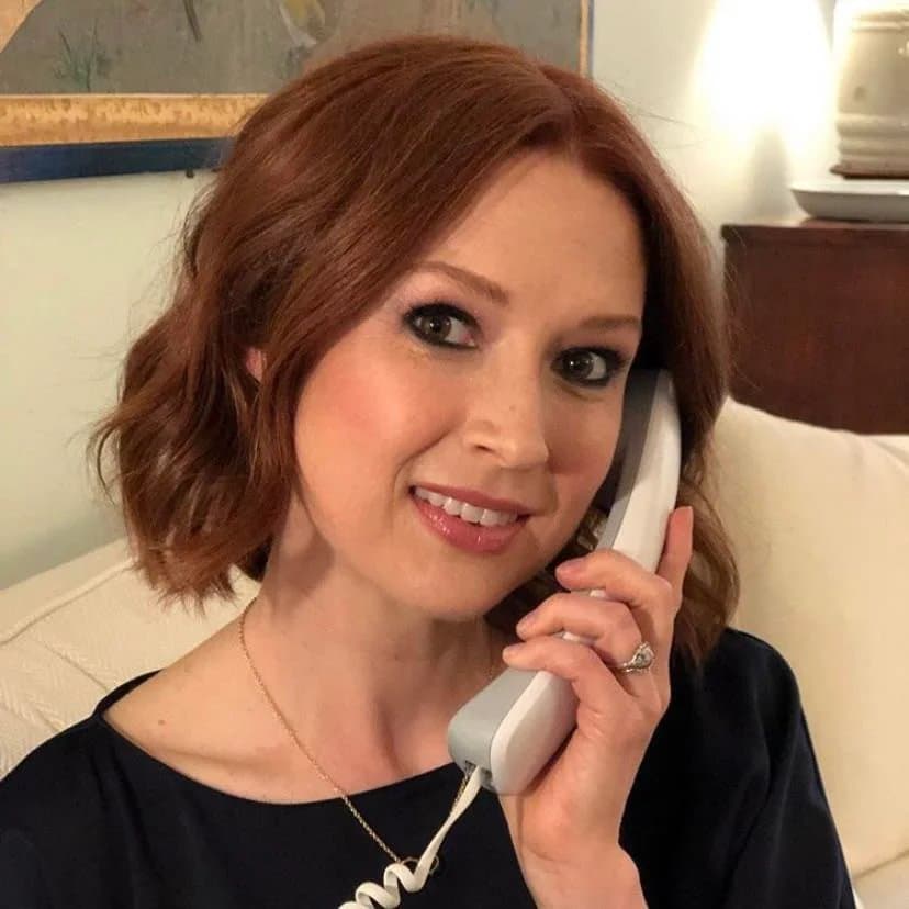 Everyone loves the slutty red headed secretary from The Office Ellie Kemper has a sexy petite body