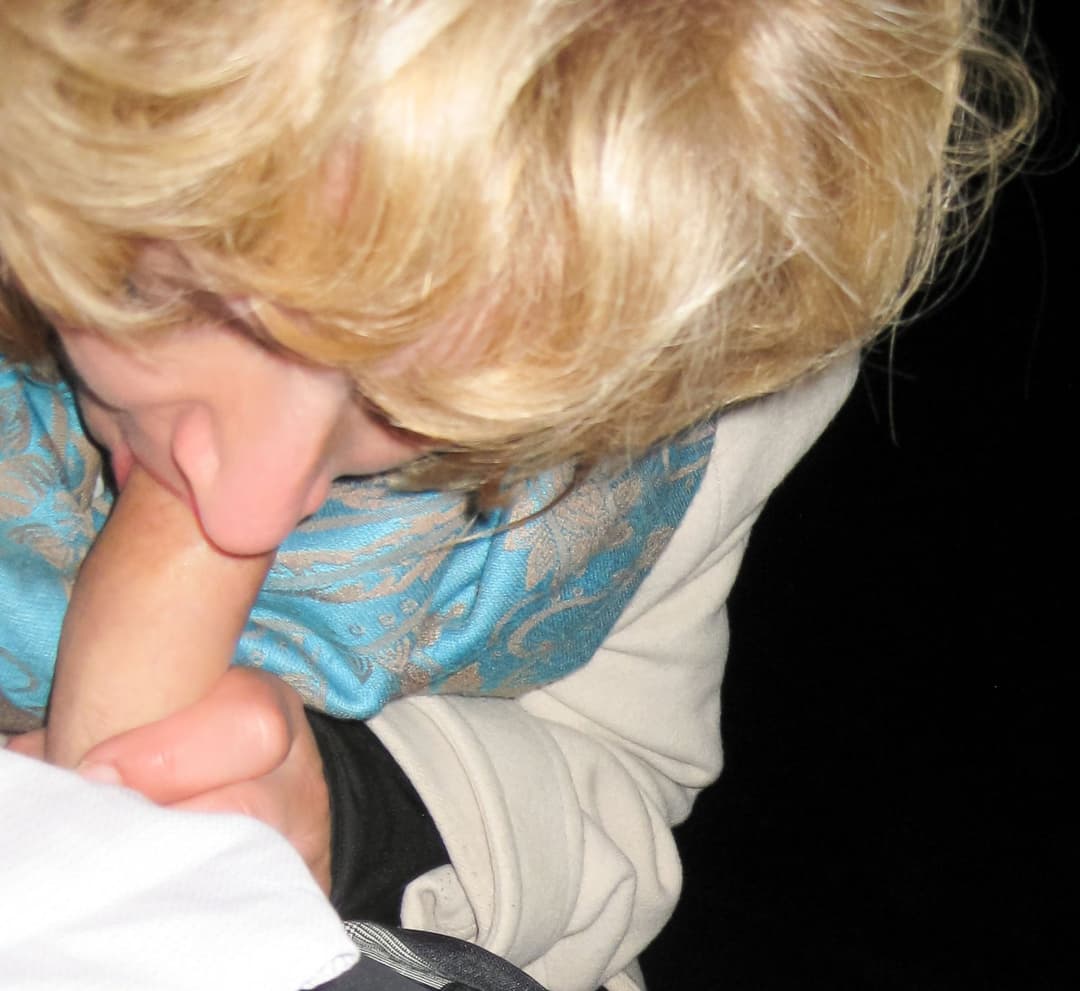 Caroline Polish outdoor blowjob