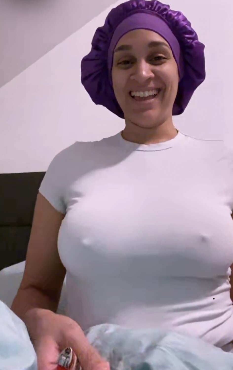 Brea stuffing dat asshole again. She loves anal.