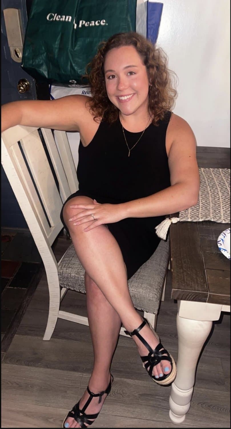 Alura sexy ass housewife submitted