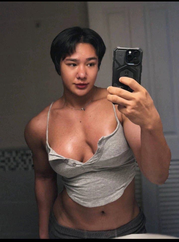 Panjapa Muscular Woman Ai videos