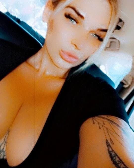 Sexy Blonde Aussie Slut Emily Collins Loves To Show Off Her Body