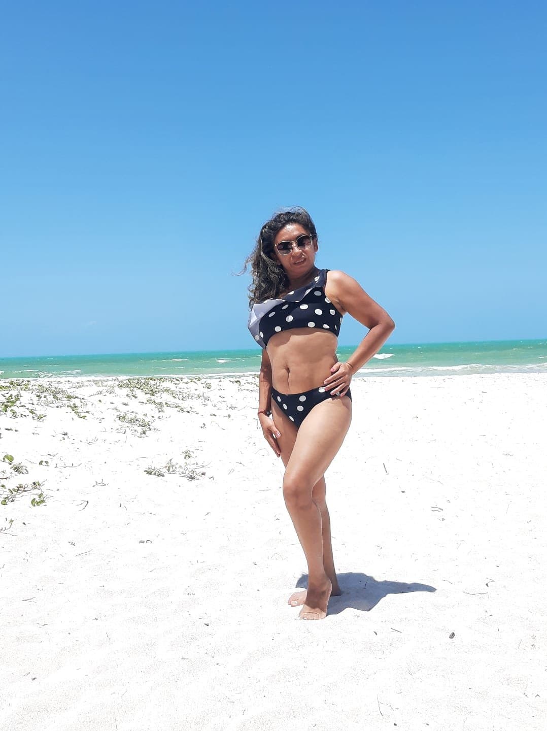 I want to get fucked in the vagina on the beach