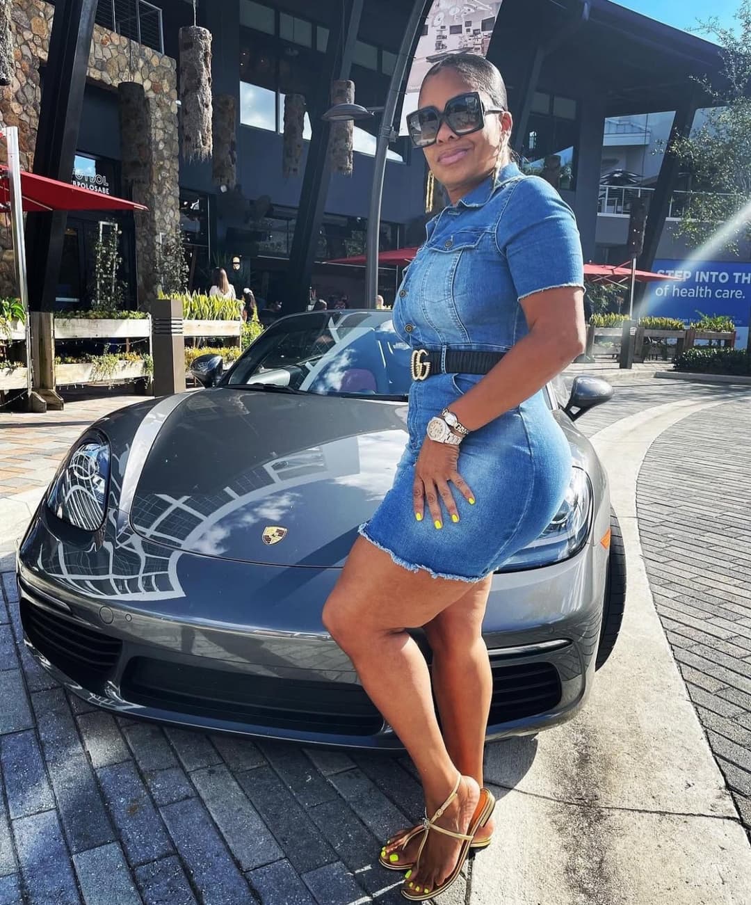 Thick Ass Black MILF