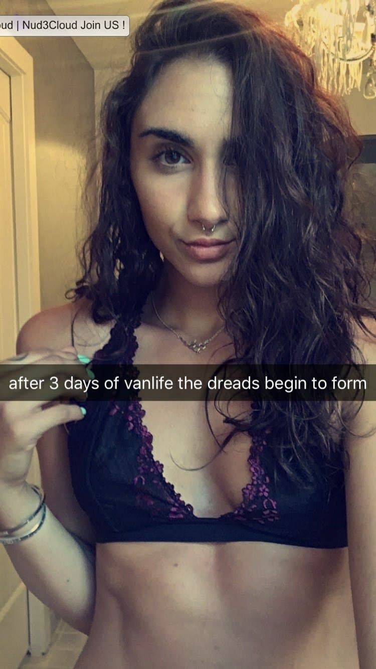 skinny nose pierced white girl leaks