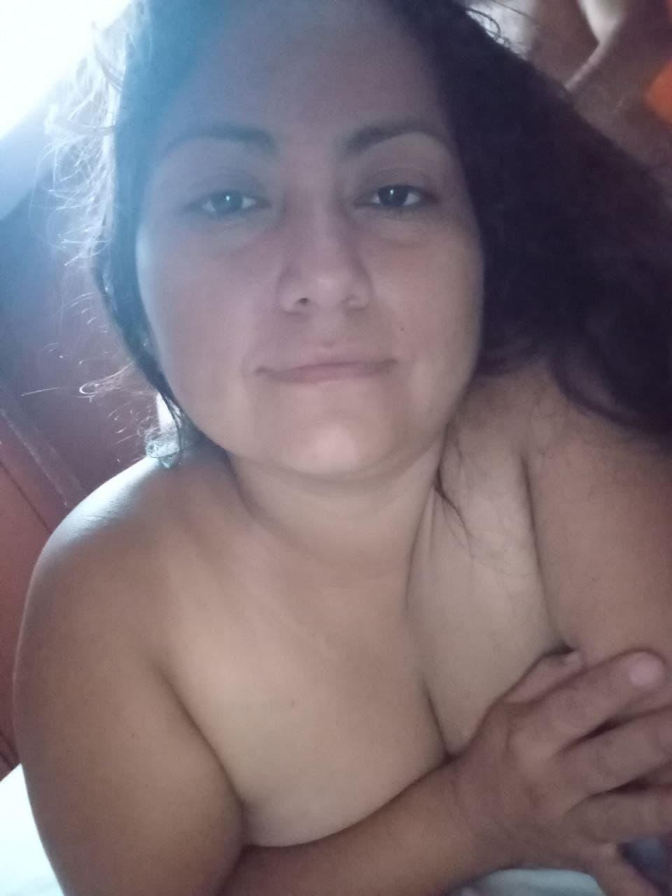 Ecuatoriana Caliente (le gusta ser una puta)