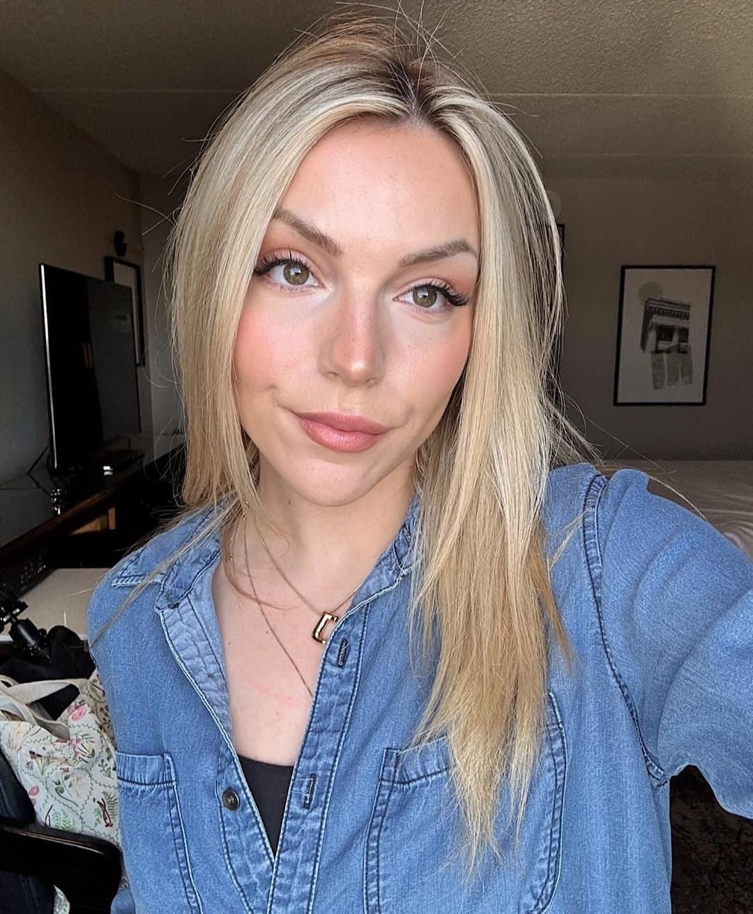 Irl PAWG whore has a face made to take load after load