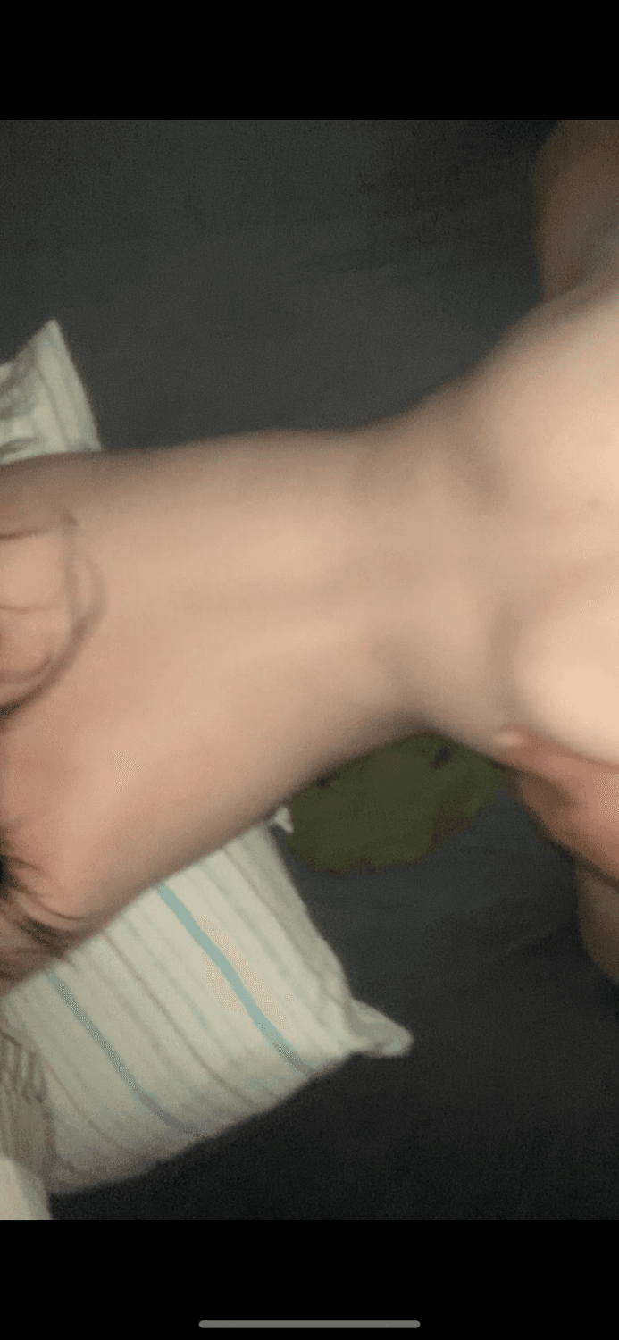 Told my sexy bitch to get naked and put on socks to smoke meth & 10 mins later we Fuckin