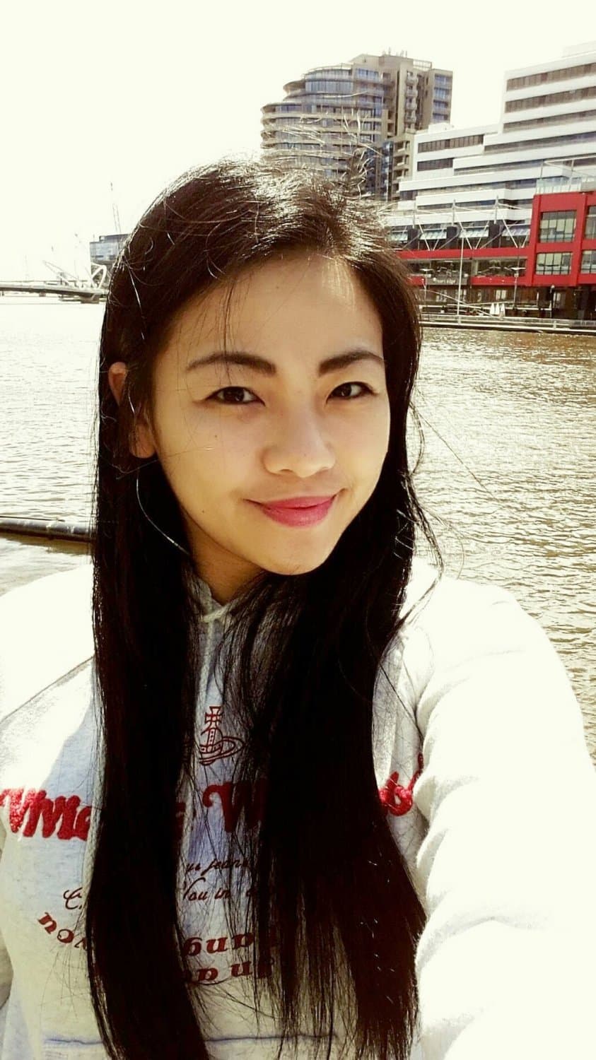 Asian Pinay Flight Attendant turns into a Webslut ABG