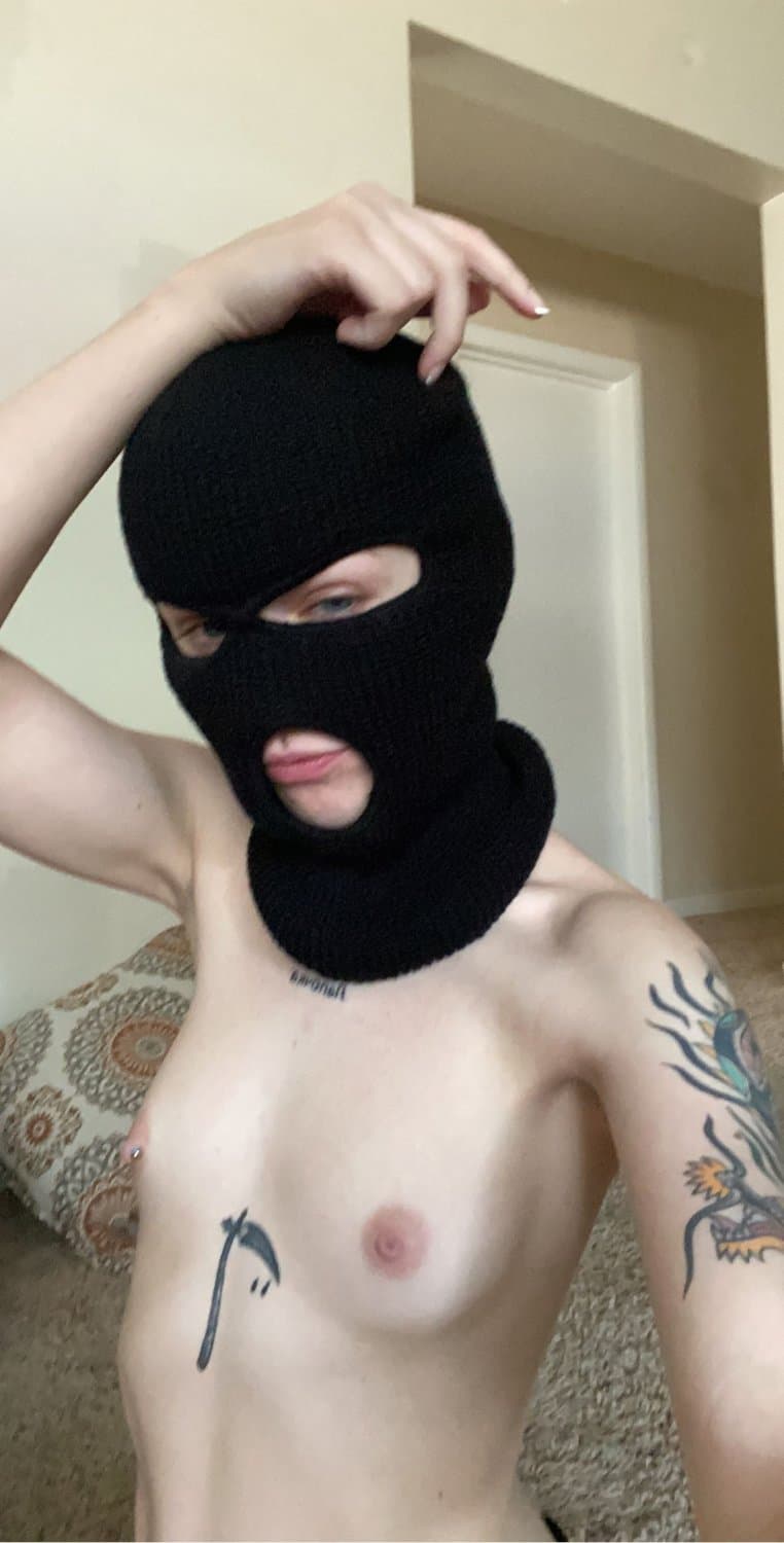 Drug addict blow jobs