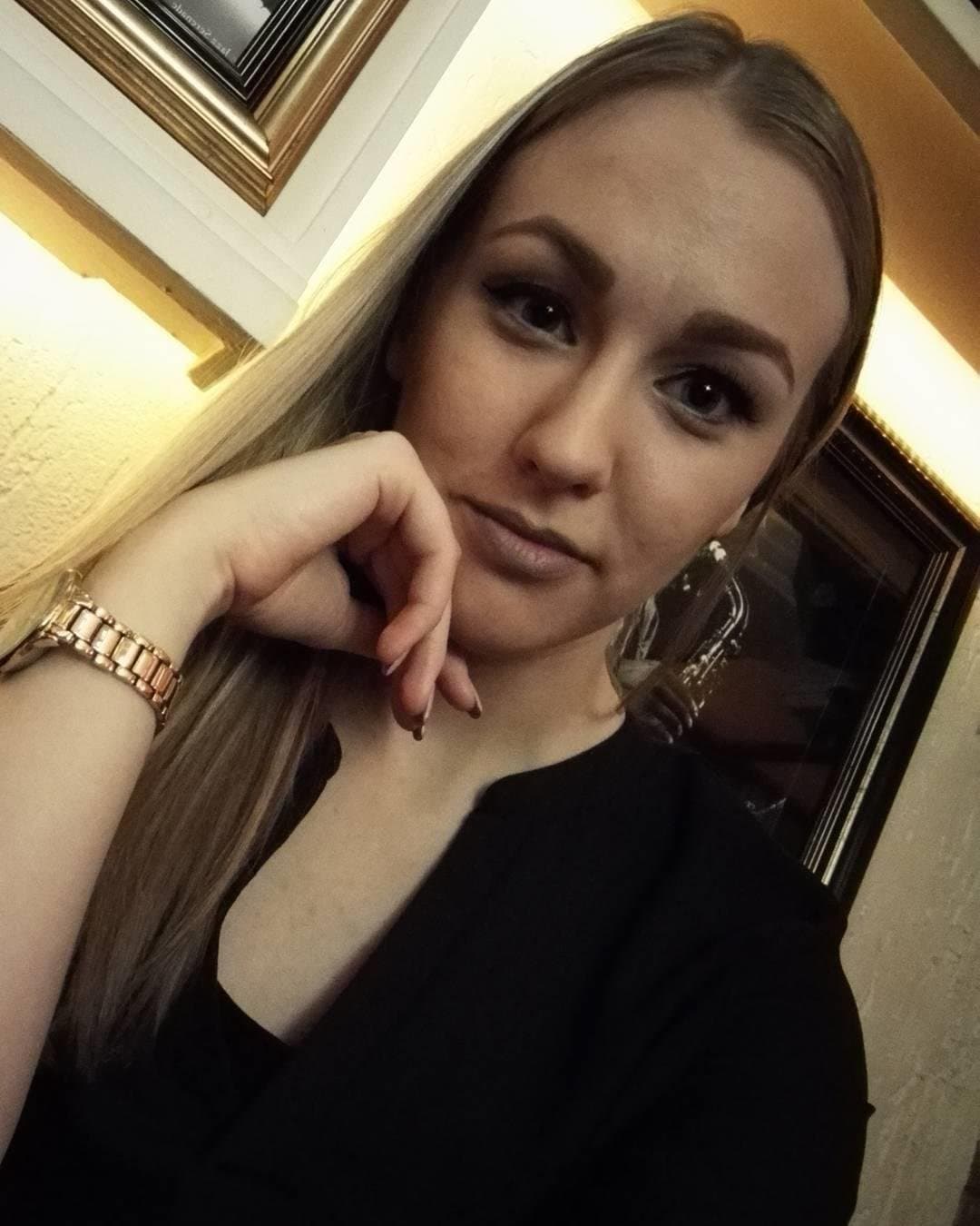 Sanela 30yo Serbian-Hungarian