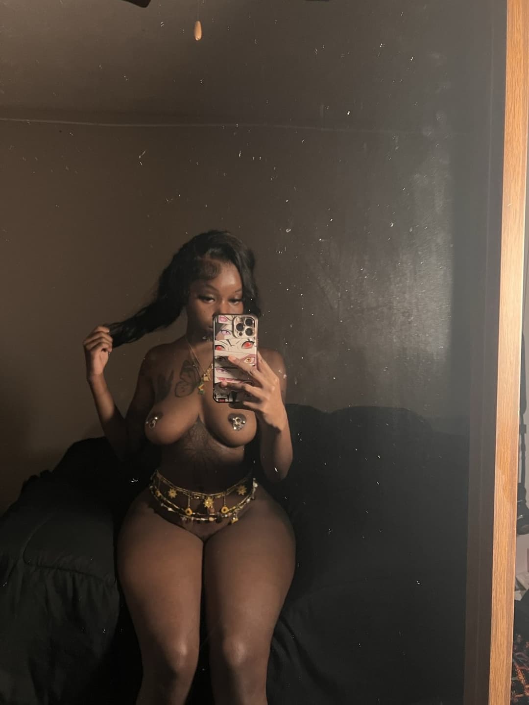 Sexy slim thick dark skin ebony ?