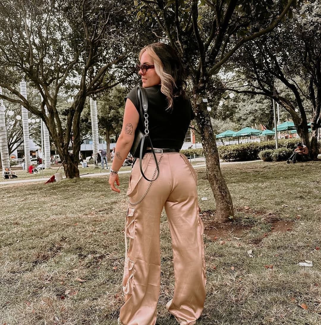 Click to view full size La puta deliciosa de Ana Villa, escribanle a la puta +573102636975 ??