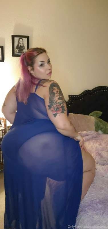 Th1ck BIG BOoty BBw P@Wg  ...M@RinA !!!