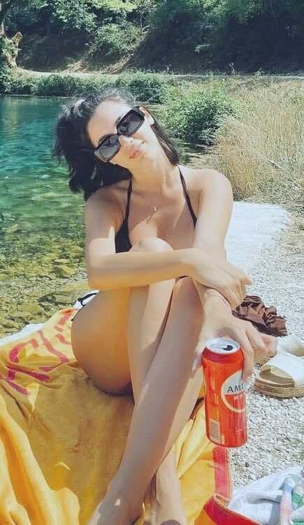 Cute Waitress gets a thick cum load by a Turkish shisha bar owner