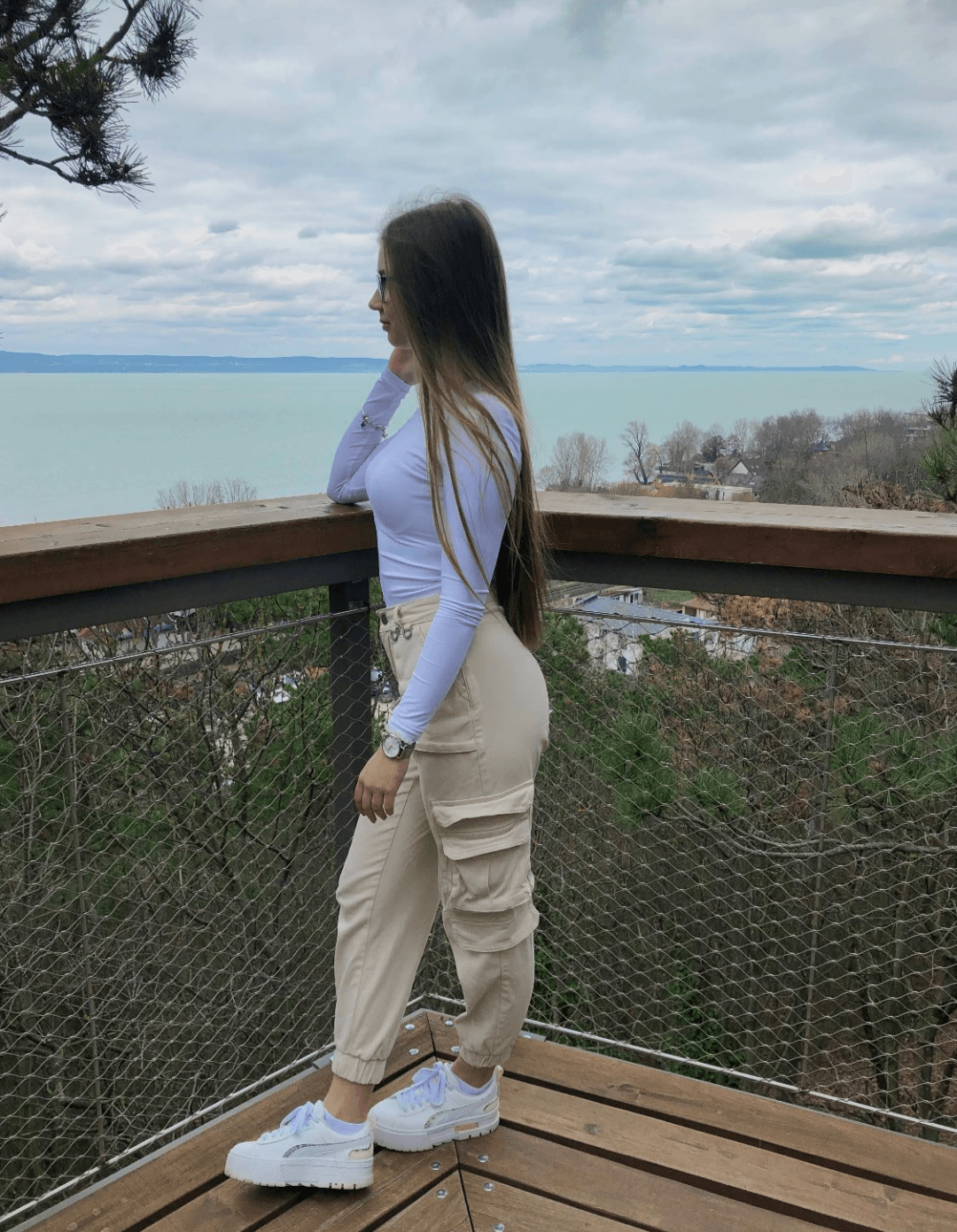 [kik]shsjebbd fuck my gf hard and rough while I jerk my cock watching her take it nd cum on her face