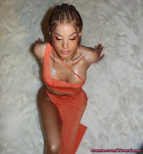 Hot Trans Latina W Big Ass N Big Tits [Femboy, Ladyboy, Shemale, Sissy, Trap]