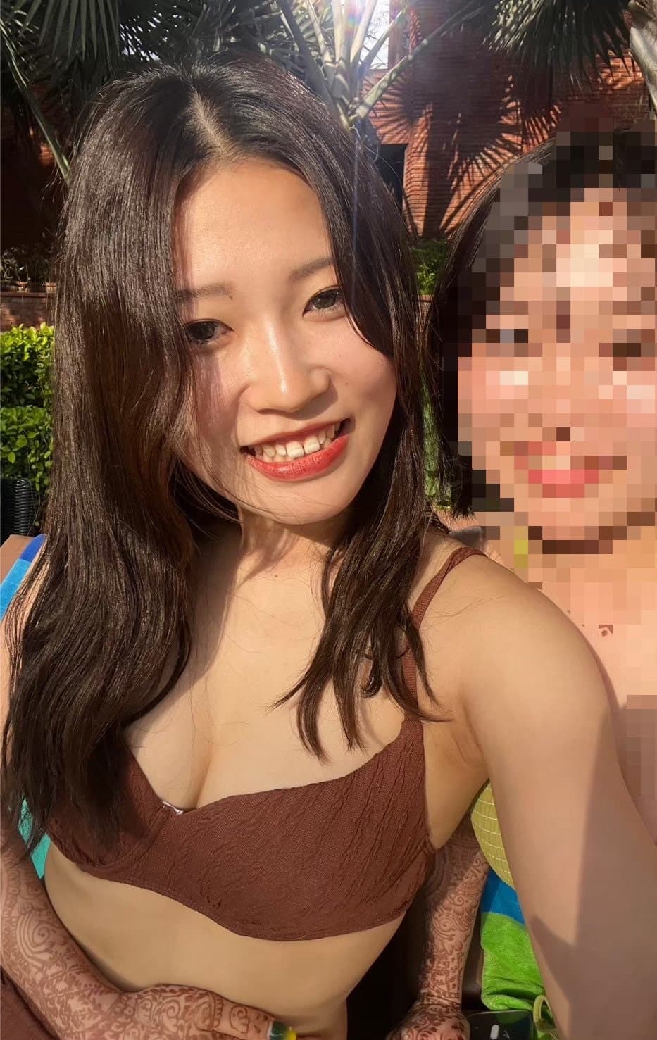 Crazy Japanese Girl shows feet in India loves indian men cheats on me in India