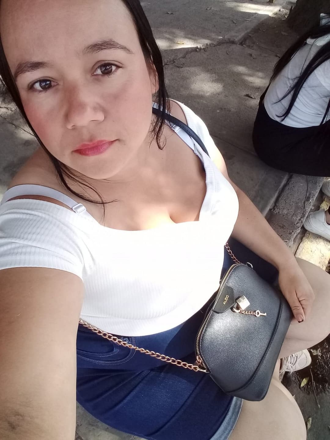 PEAR SHAPE THICK CURVY LATINA SSBBW BIG BOOTY ASS