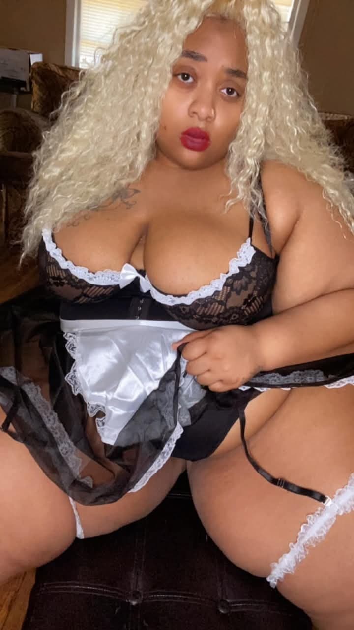 HUGE SSBBW SEXY ASS BOOTY