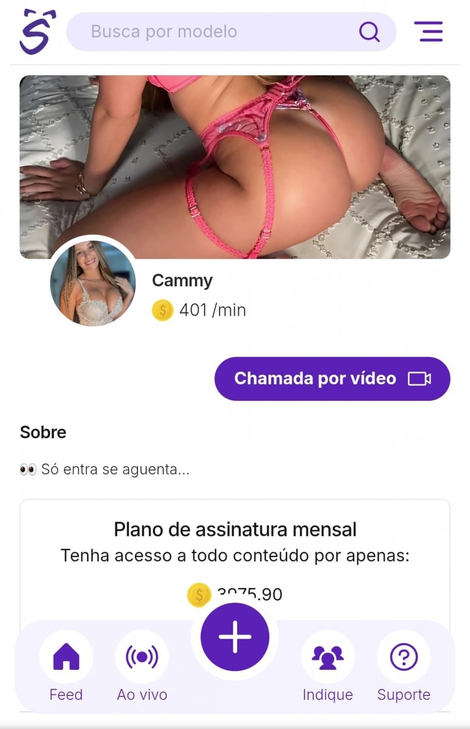 Camila Duarte mostrando os peitos e mamando