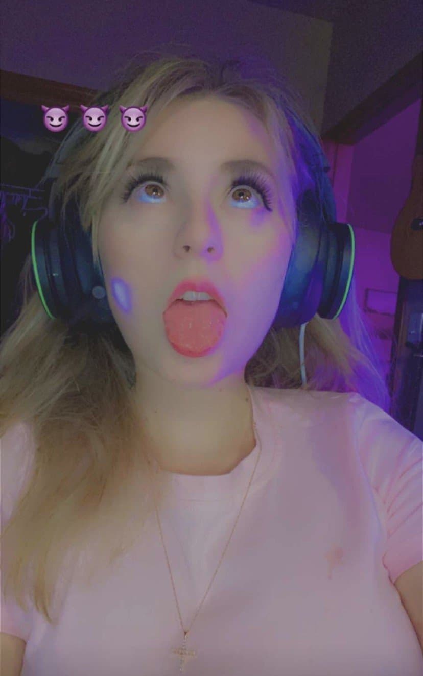 Ahegao Egirl Part 1. Comment For Part 2!