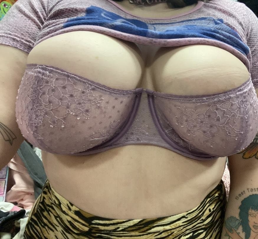 Leaked Goth bbw with giant tits