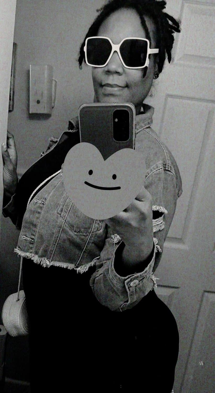 CURVY THICK EBONY MATURE