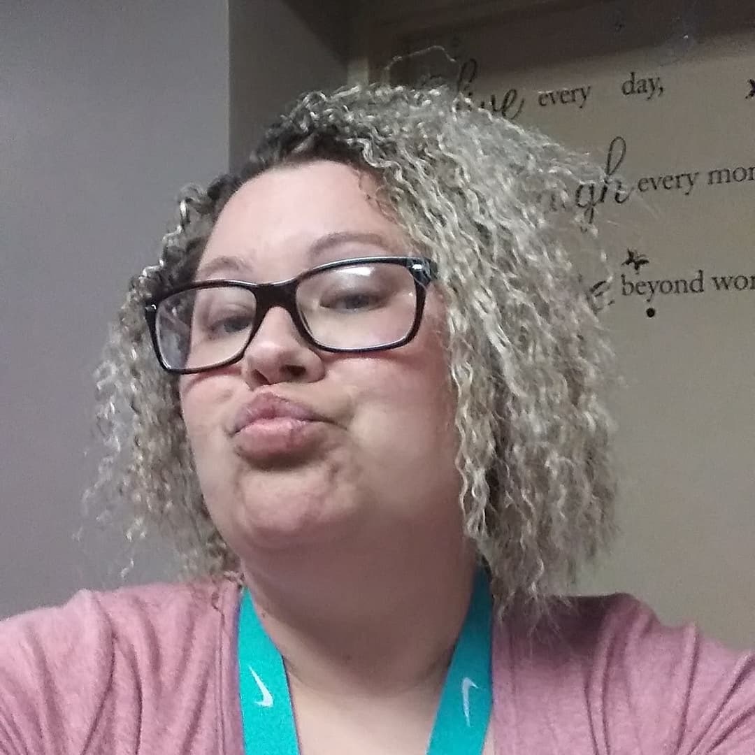 Well Gracie fits my channel theme so here she is showing her tits for G G W and her current looks