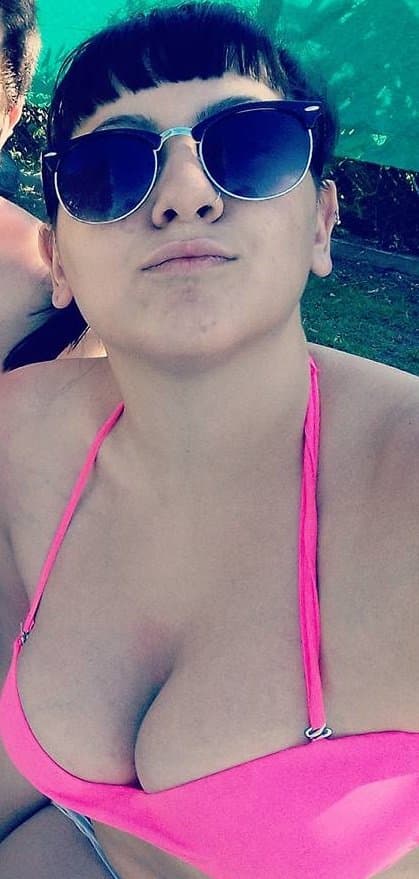 Sandra wants to be reposted everywhere