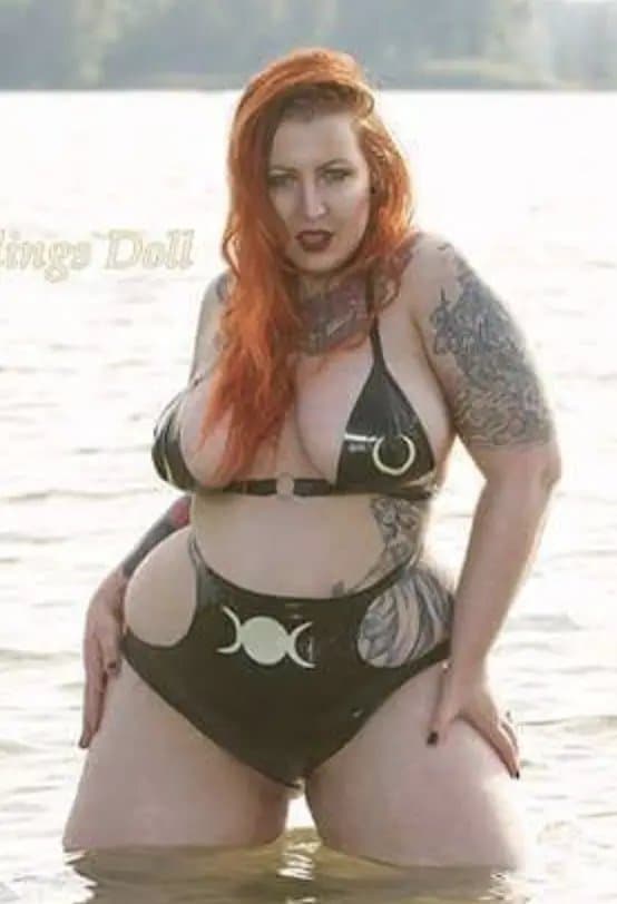 Darklings Doll - Curvy BBW Big Tiddy Goth Goddess