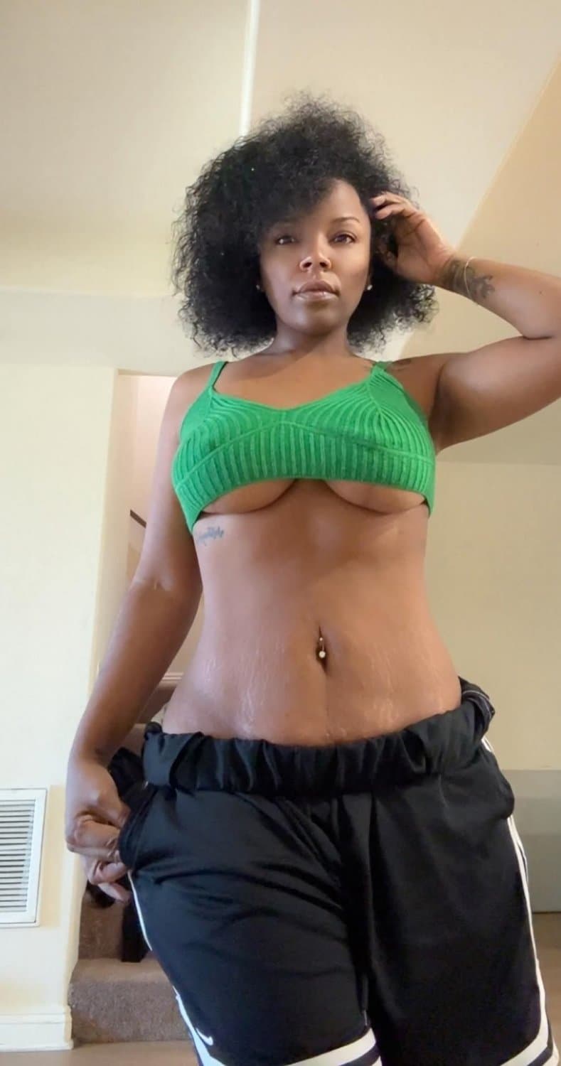 Ebony Queen wants your babies.