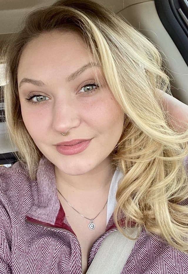 Fat Tits & Giant Ass On Curvy Slut Wife