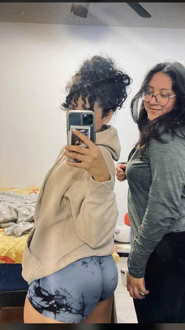 My cousin with her bigbutt