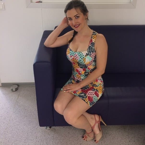 Sweet sexy mature Melissa Boyer on display