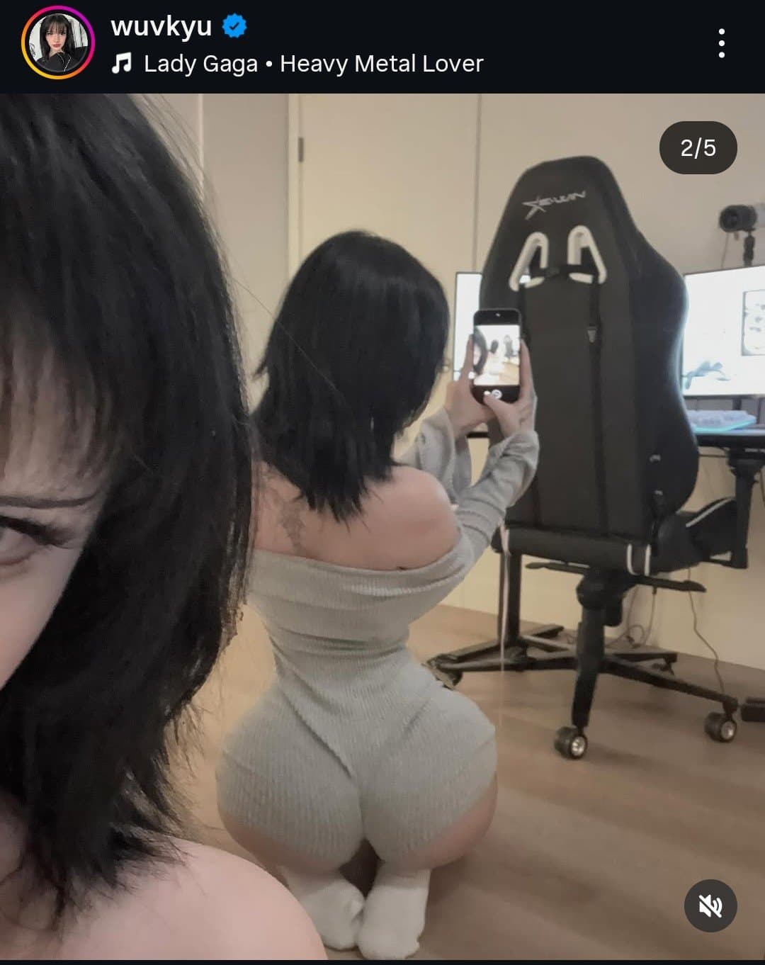 Ass x feet view ??????