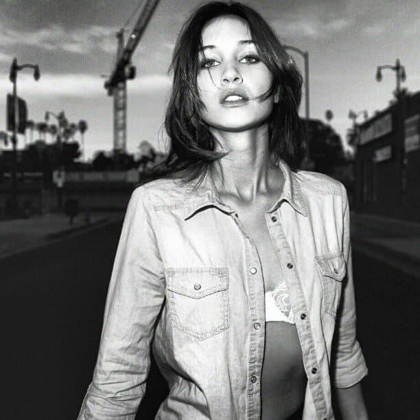 Siri Blomquist A Gorgeous Model/Actress that I went to High School with! She still so Sexy ??