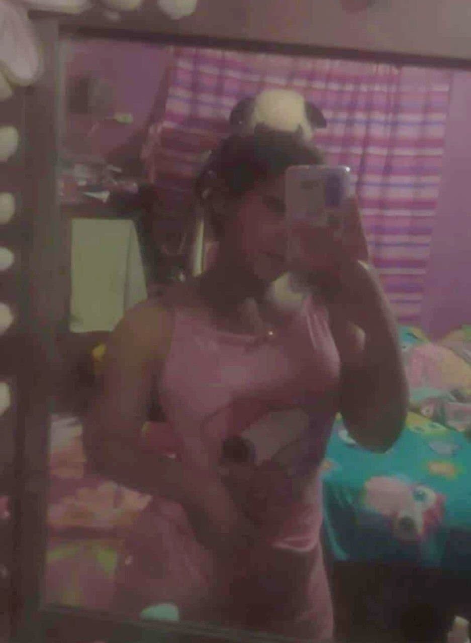 Una santa en la iglesia y una puta en privado ?