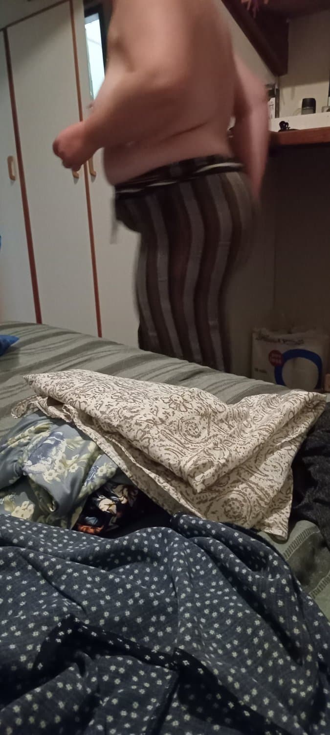 Sneaky 2 getting dressed