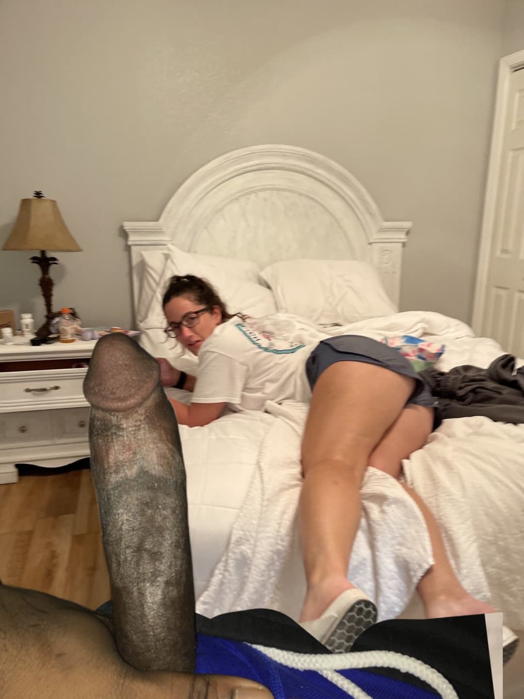 3 minutes of Cheating Louisiana wife Lindsey sucking black cock showing  her ring