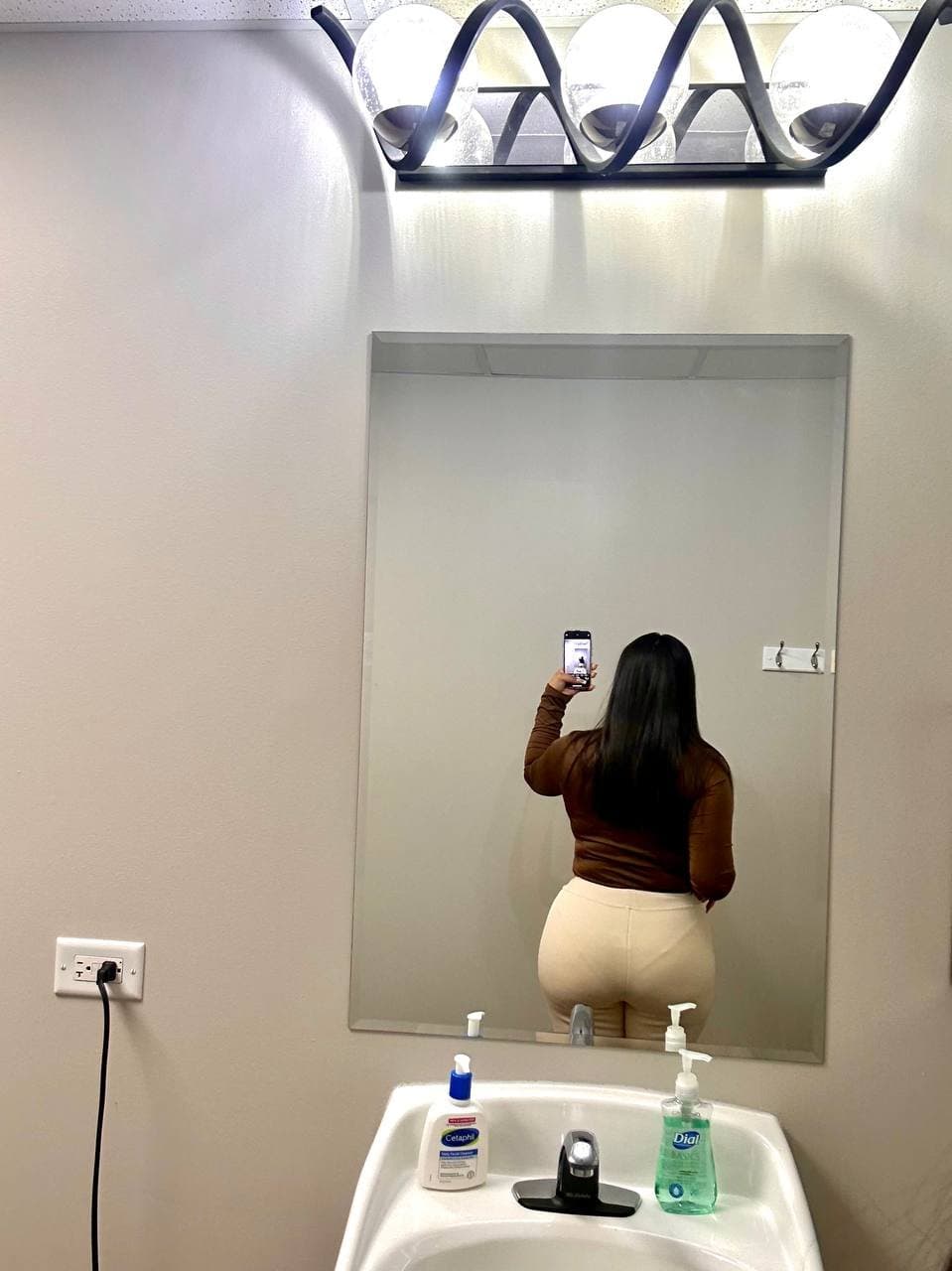 Latina thick ass made for back shots!