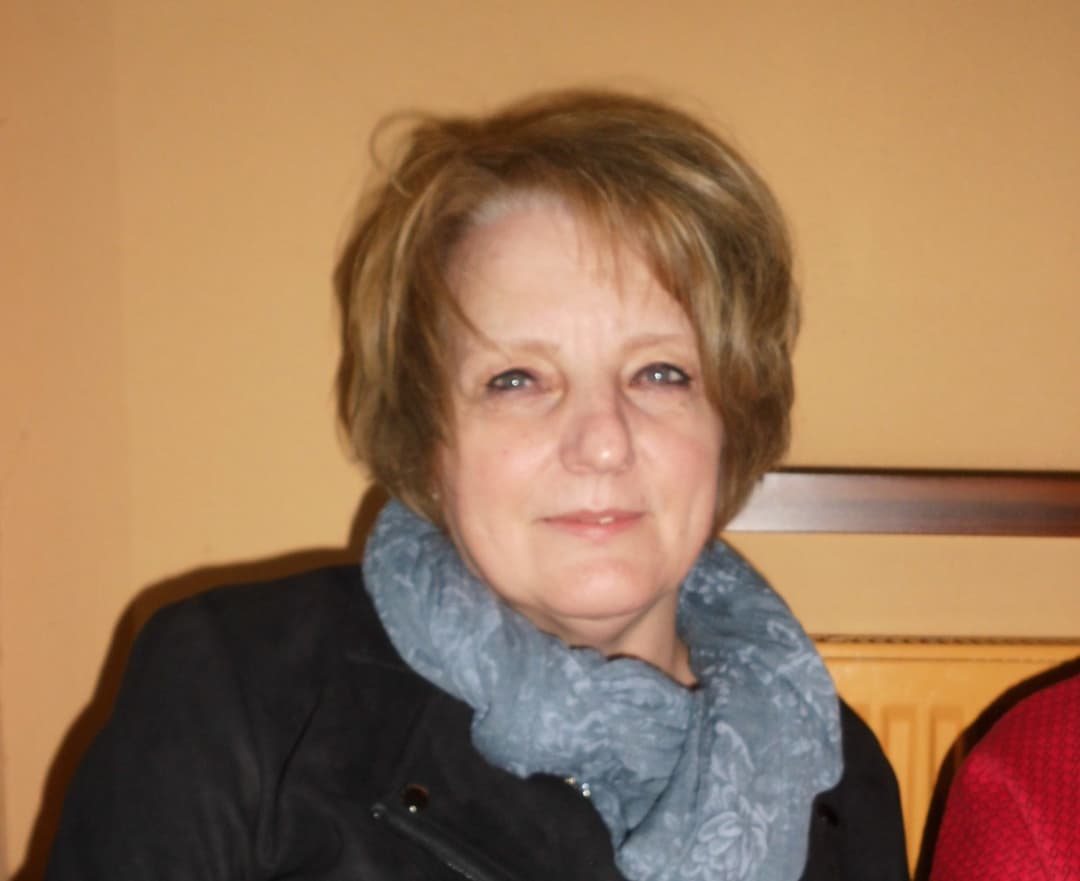 Elisabeth aus Warburg: Notgeile Witwe/Analstute! Wohnt unweit des Kreisels! Spermageil!